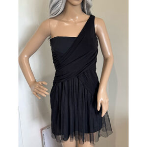 BCBGMAXAZRIA size 2 Black draped One Shoulder tulle skirt mini Dress side zip